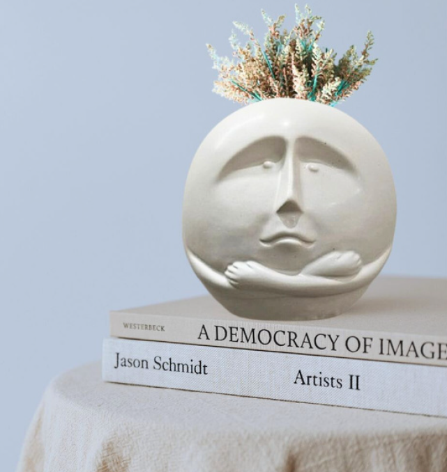 Pensive Face Ceramic Planter – Thoughtful Desk Decor