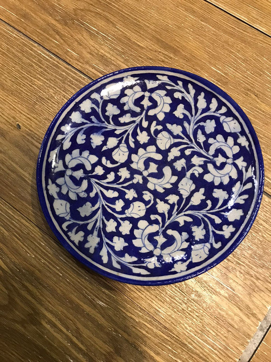 Elegant Cobalt Blue & White All-Over Foliage Blue Pottery Plate (8 Inch)