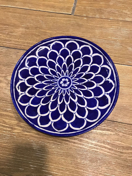 Modern Blue Pottery Dahlia Plate - Bold Blue & White Radial Flower Pattern (10 Inch)