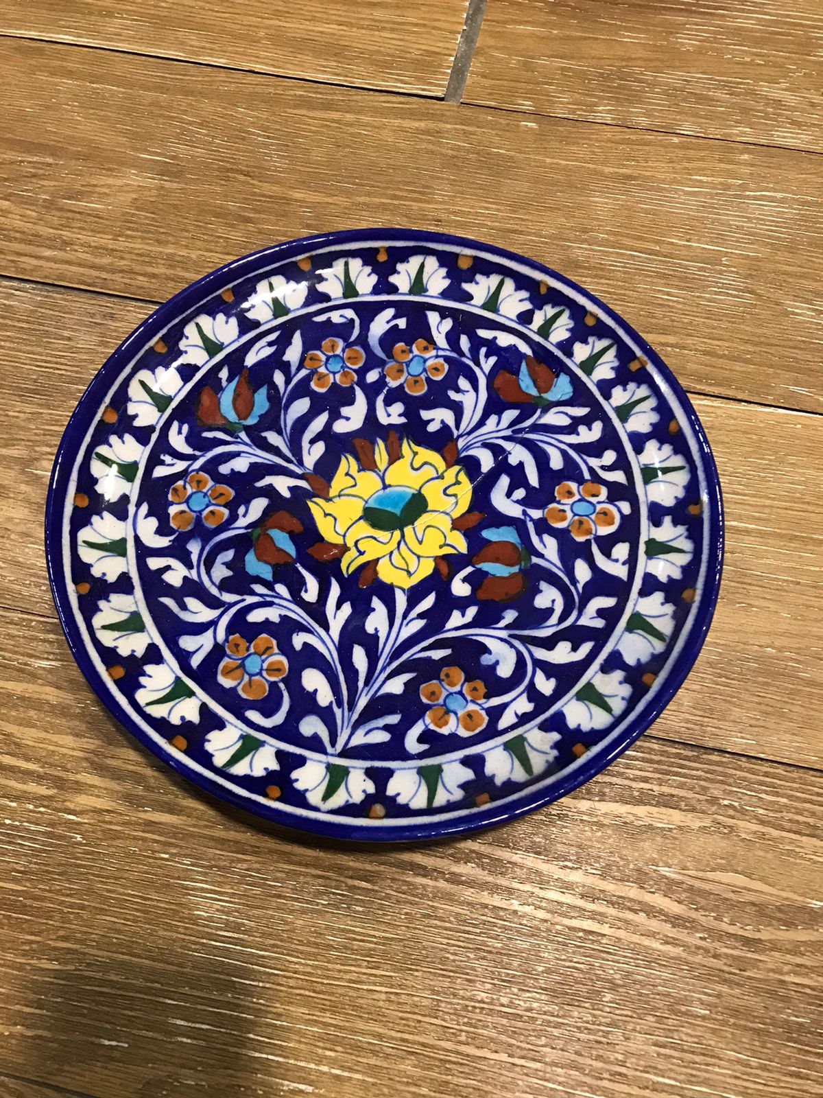 Classic Deep Blue Pottery Plate - White Vines & Yellow Medallion Floral Design (10 Inch)